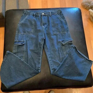 Women’s denim jeans cargo pants XL worn once like new condition EUC